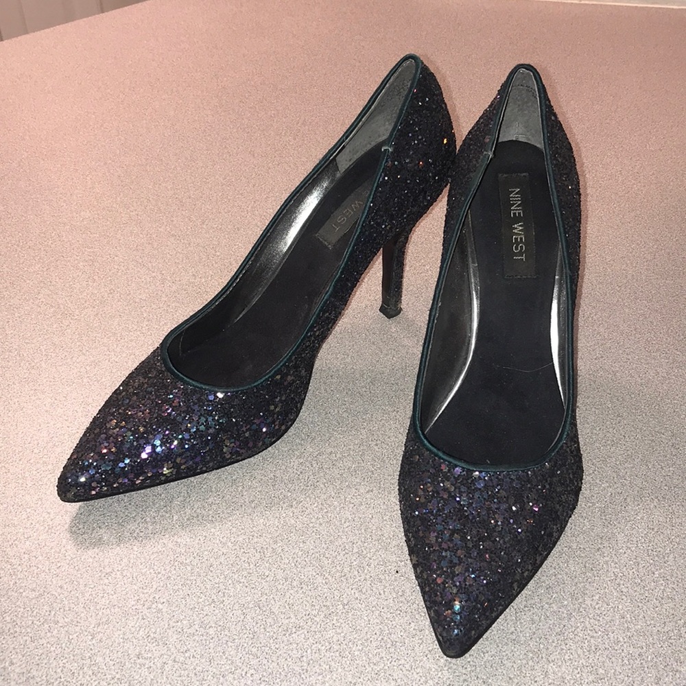Nine West Glittery Pumps